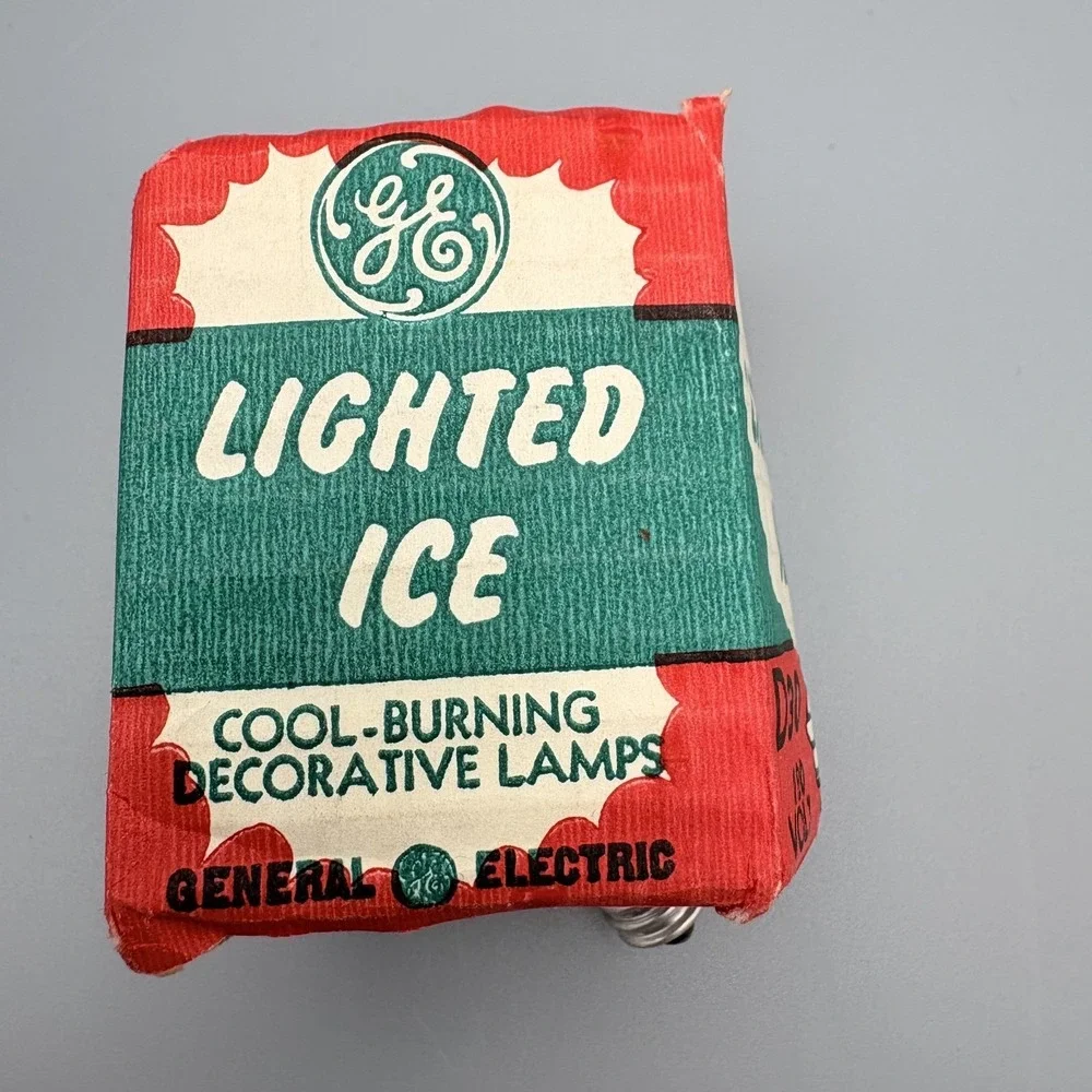 Lot Of 5 Vintage GE Lighted Ice‎ Bulbs Red/White Christmas Light Frosted Sugared